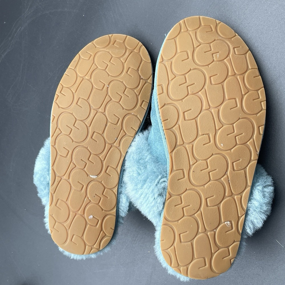 UGG Scuffette II Slippers Blue Suede Sheepskin Womens 7 House Shoes - Picture 9 of 9